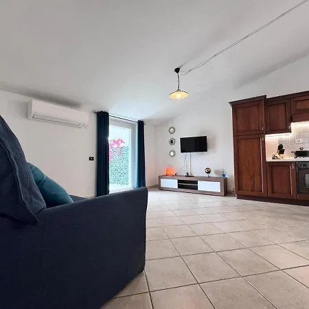 شقة Corso Vittorio, 2 Bedrooms Panoramic Balcony Tortolì