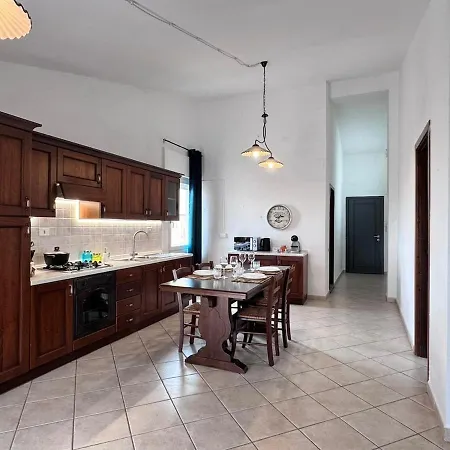 Corso Vittorio, 2 Bedrooms Panoramic Balcony Tortolì